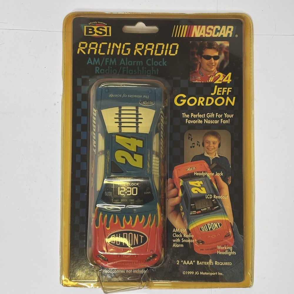 Jeff Gordon #24 Dupont Race Car Nascar AM/FM Alarm Clock Radio Never Opened BSI